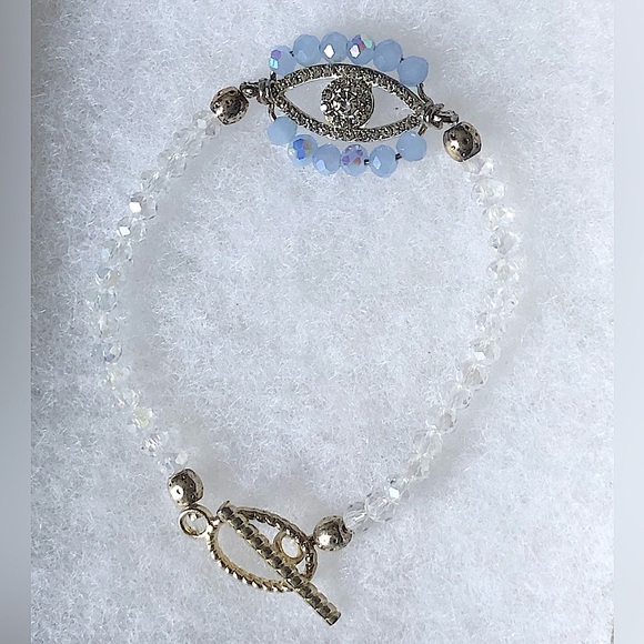 👁️ Free w/ Bundle 🩵 - Picture 3 of 4